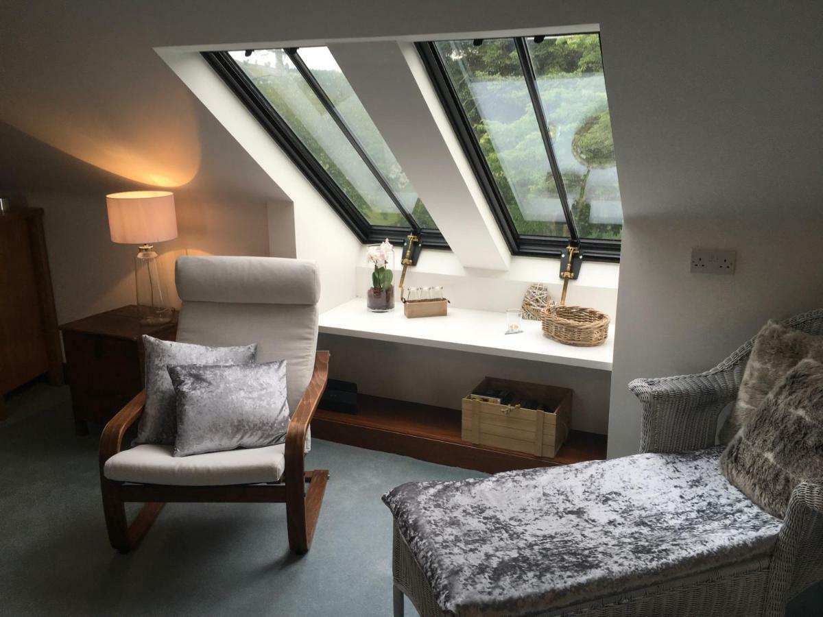 The Suite At Scarbuie Ballater Exterior photo