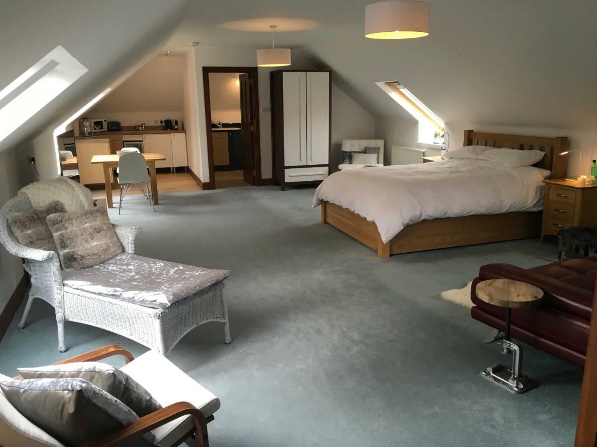 The Suite At Scarbuie Ballater Exterior photo