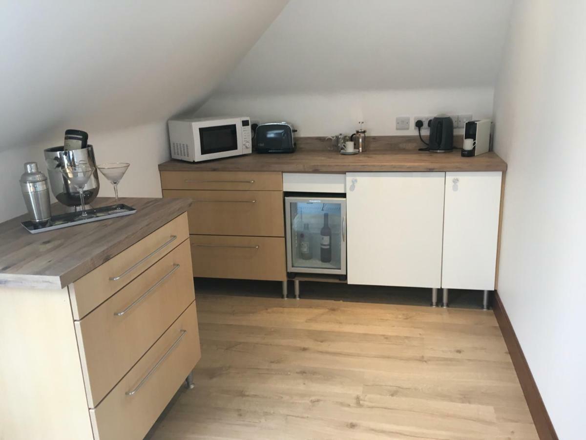 The Suite At Scarbuie Ballater Exterior photo